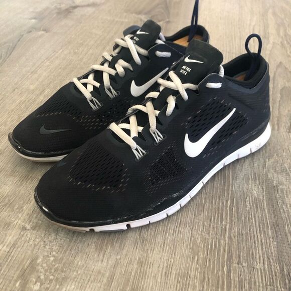 Nike Free 5.0 TR Fit 4 Women's Athletic Running Shoes Sneakers Size 8.5 READ - Picture 1 of 10